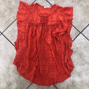 Flutter sleeve blouse